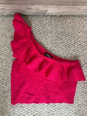 Express One-Shoulder Ruffle Crop Top - Hot Pink